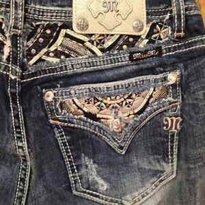 Gorgeous Miss Me Midrise Crop Jeans With Accents 22.5" Inseam